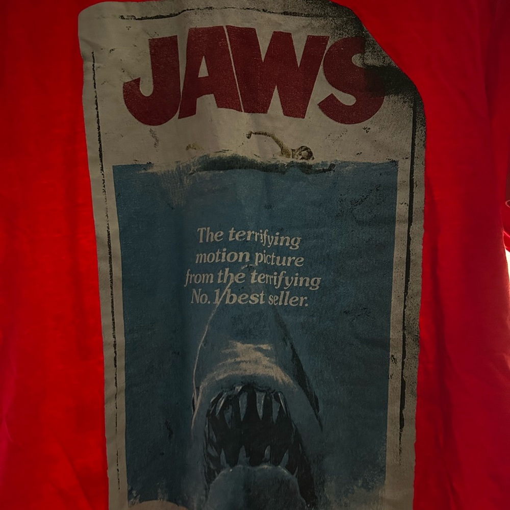 Jaws movie tee shirt